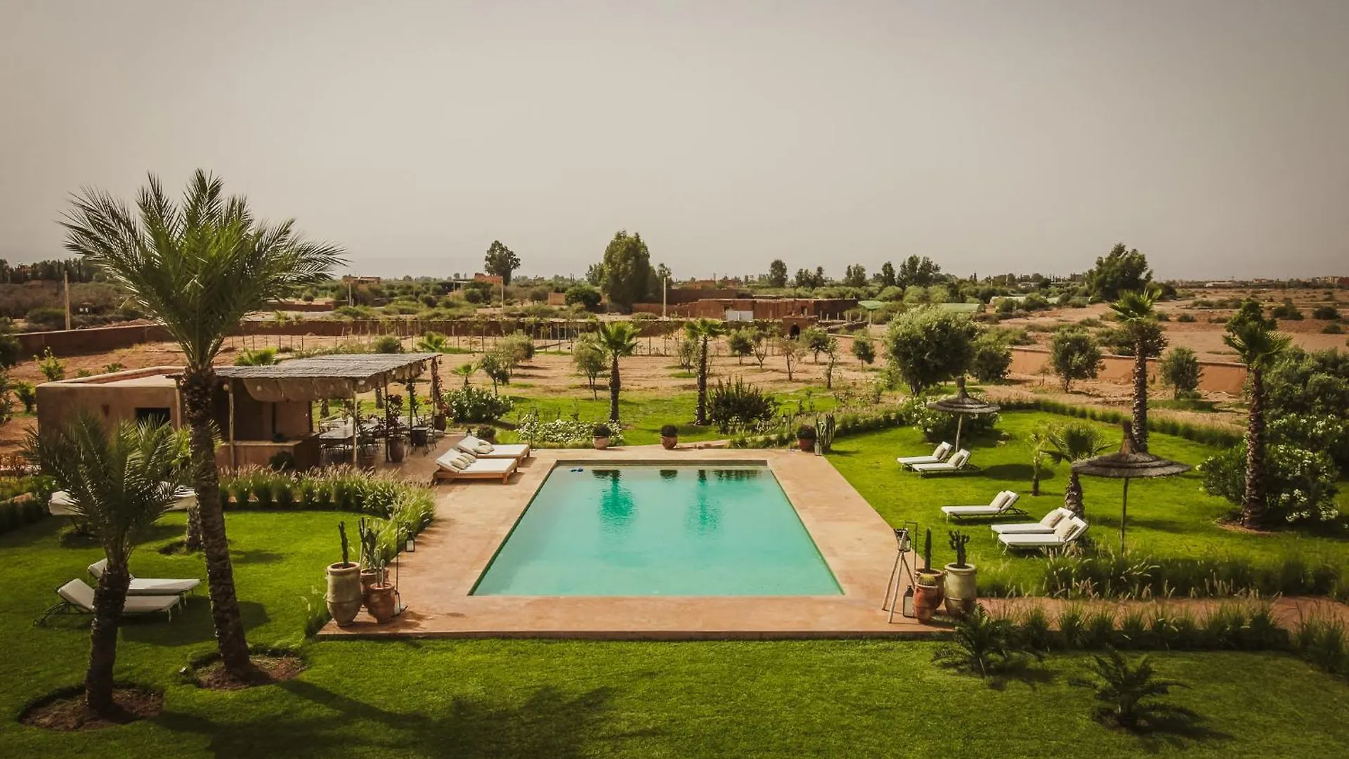 Villa Luxueuse Beldi Chic Jonan 1 Sidi Abdallah Ghiat 住宿加早餐酒店